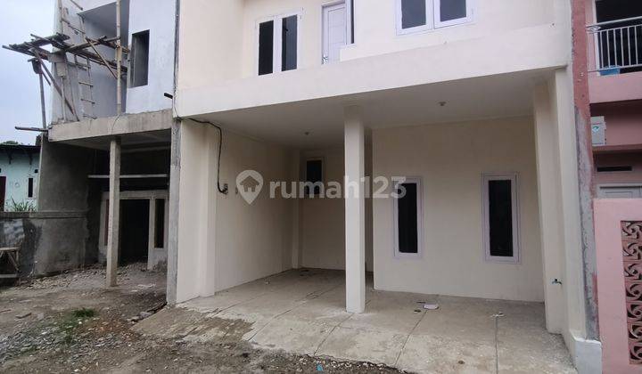 Jual Cepat Rumah 2lantai Di Dlm Claster Ramai Penduduk Sawangan Depok  2