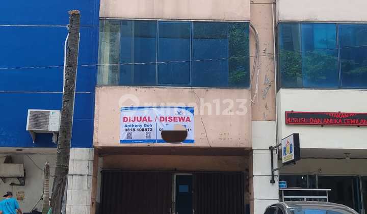 Dijual Ruko Pinangsia Karawaci 3.5 Lantai Hadap Timur Strategis