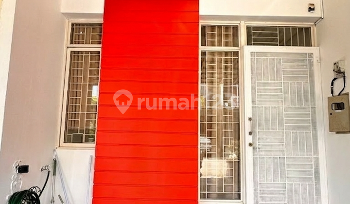 For Sale Green Lake America 2 Floors SHM Includes Electric Car Charger For Sale Green Lake America 2 Floors SHM Includes Electric Car Charger