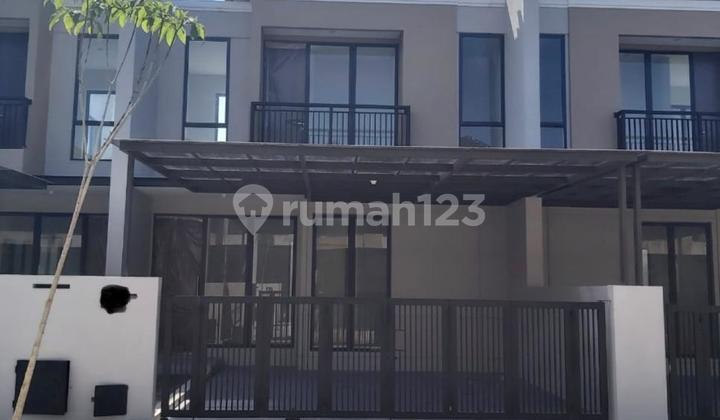 2-Story House in Ruby Residence Cluster, Pondok Tjandra, Sidoarjo