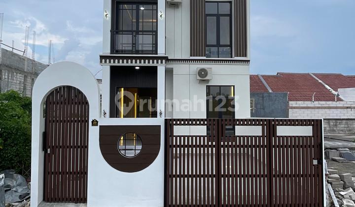 Rumah Mewah 2 Lantai Medokan Dekat Upn Rungkut