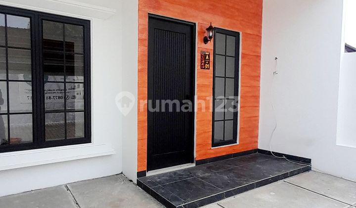 Move-in Ready House in a Cluster Near University & KRL Station