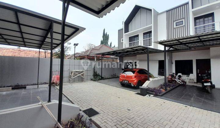 Rumah 2 Lantai Siap Huni, Semi Furnish Dkat Tol Dan Mrt, SHM 1