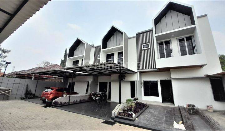 Rumah 2 Lantai Siap Huni, Semi Furnish Dkat Tol Dan Mrt, SHM 2