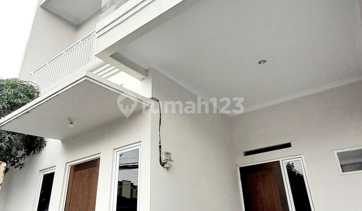 Rumah Siap Huni Hanya 100 Meter Ke Jalan Utama Kalisari, Bisa KPR 1