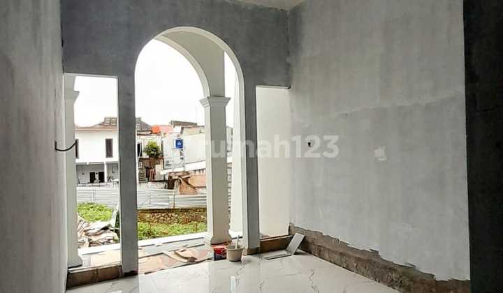 Cluster Baru di Cijantung, 3 Menit ke Mall, Bs KPR - Posisi Hook