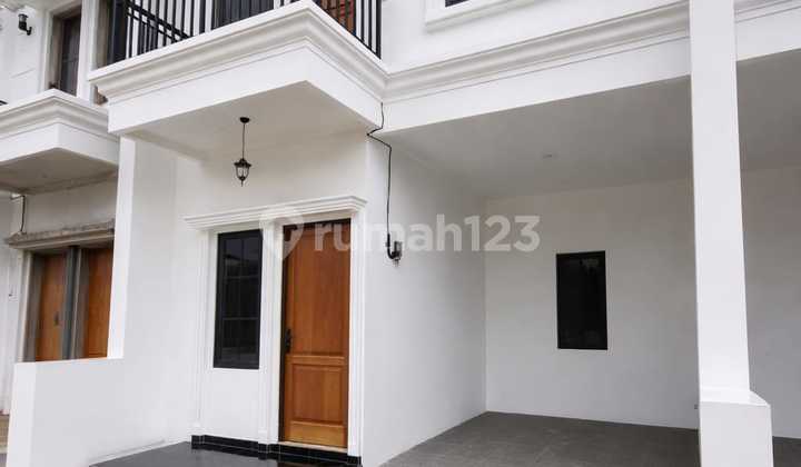 Rumah 2 Lantai di Lingkungan Yg Asri dan Nyaman, Siap Huni Bebas Banjir Rumah 2 Lantai di Lingkungan Yg Asri dan Nyaman, Siap Huni Bebas Banjir