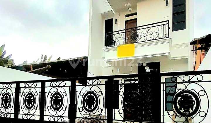 Rumah 2 Lantai 4 Kamar Tidur di Kawasan Cijantung - Pasar Rebo Rumah 2 Lantai 4 Kamar Tidur di Kawasan Cijantung - Pasar Rebo