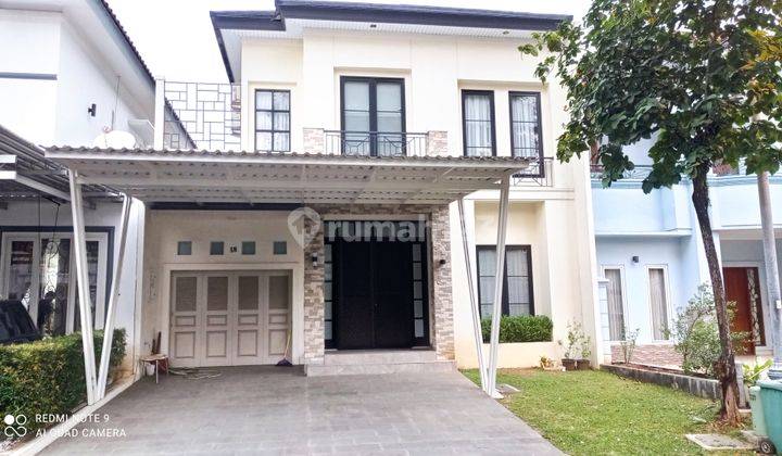 Rumah Mewah 2 Lantai Sudah Direnovasi Siap Huni Kondisi Semi Furnished, Berada Di Beverly Golf, Lippo Karawaci Central.  1