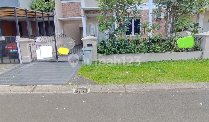 Ready-to-Occupy 2-Story House in Lippo Karawaci Central.