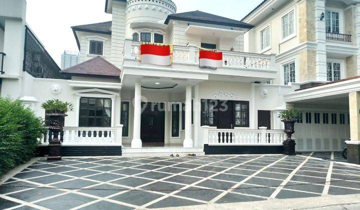 Rumah Mewah 2 Lantai , Sudah Renovasi Siap Huni Yang Berada Di Salah Satu Cluster Favorite Di Lippo Karawaci Central, Taman Beverly Golf. 2