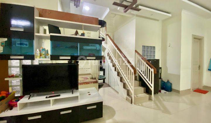 Rumah Semi Furnished di Wibawa Mukti Ii, Bekasi 2