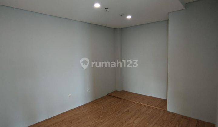 Apartement Maqna Residence 3 BR Semi Furnished 2