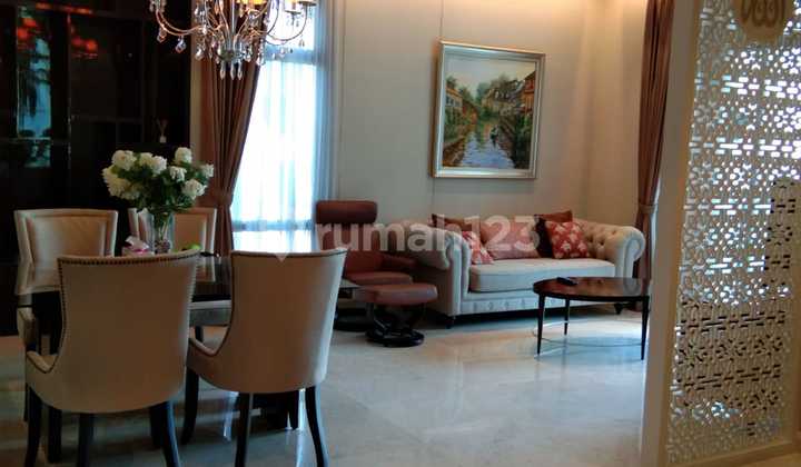 Essence Dharmawangsa Apartment 2 Br+1 Mr Private Lift Well Furnished Essence Dharmawangsa Apartment 2 Br+1 Mr Private Lift Well Furnished