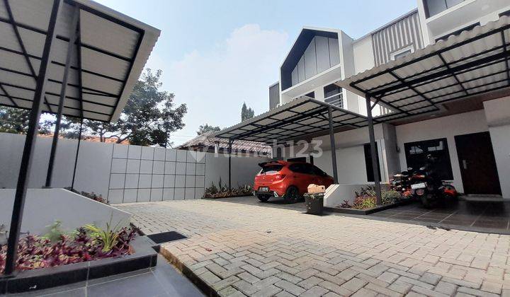 Rumah Dlm Townhouse Posisi Hook Siap Huni Free Kitchen Set  6