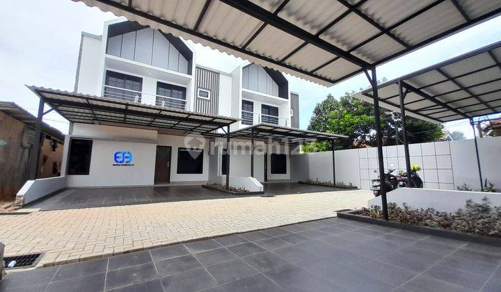 Rumah Dlm Townhouse Posisi Hook Siap Huni Free Kitchen Set  12