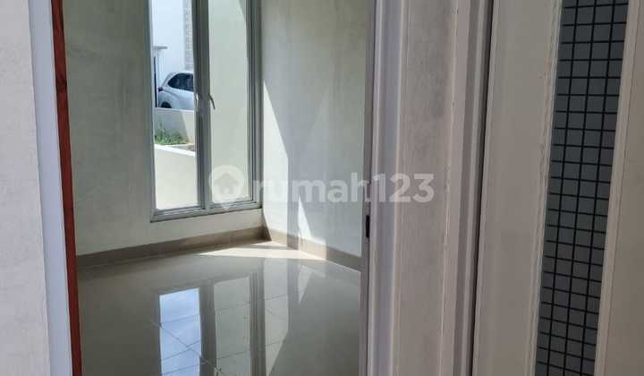 Jual Rumah 1 Lantai di Cluster Kiana Setu Free Biaya Notaris SHM Bebas Banjir