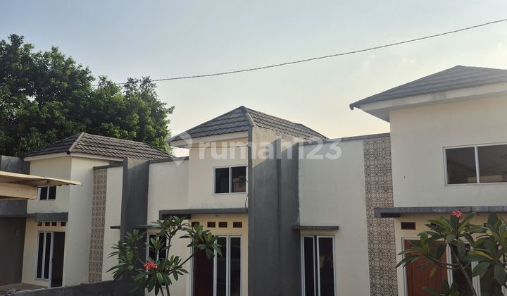 Rumah 1 Lantai SHM Free Biaya Bebas Banjir di Setu Bekasi Rumah 1 Lantai SHM Free Biaya Bebas Banjir di Setu Bekasi