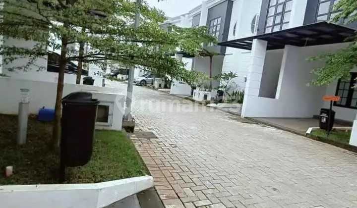 Ready-to-Occupy Take Over House in the Housing Complex 2