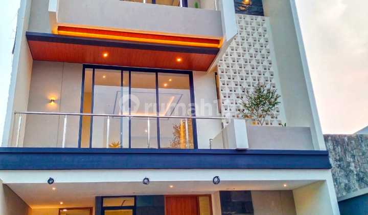 Dijual Cepat Siap Huni Private Pool End Rooftop