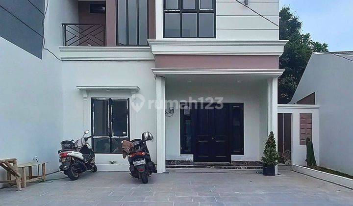 Dijual Rumah Siap Huni Tanah Luas di Jagakarsa 1