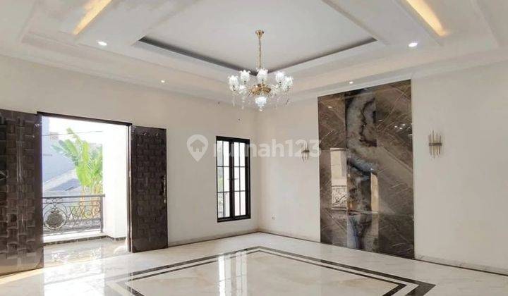 Dijual Rumah Mewah Siap Huni Ada Rooftop Dalam Cluster 2