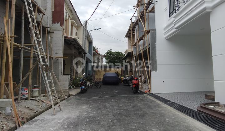Dijual Cepat Rumah Classic Baru Dalam Cluster  2