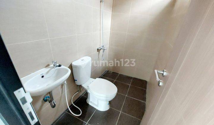 Rumah 2 Lantai Full Furnished Cuma 700 Jutaan, Kpr Tanpa Dp 2