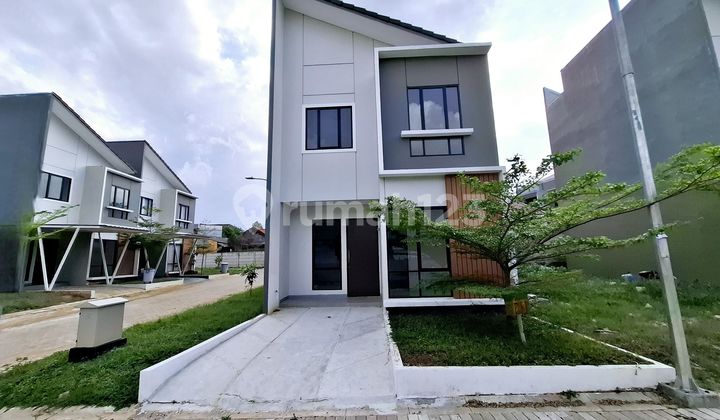 Rumah 2 Lantai Exclusive Dekat LRT Jatimulya dan Tol Bekasi Timur Rumah 2 Lantai Exclusive Dekat LRT Jatimulya dan Tol Bekasi Timur
