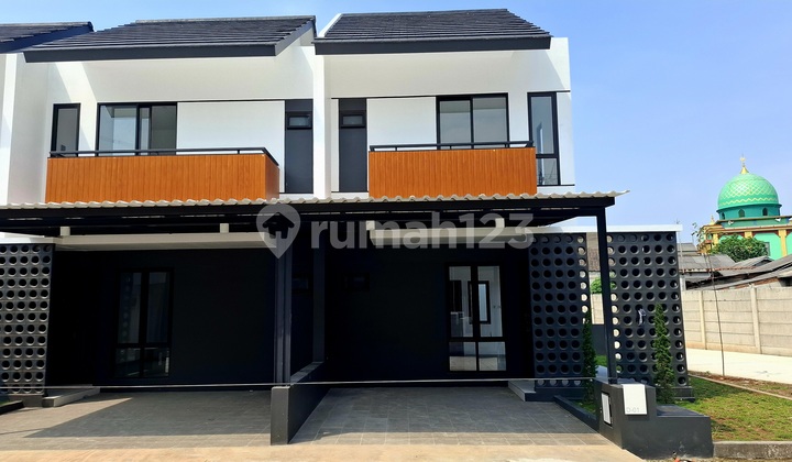 Ready Corner House, Move-in Ready, No Down Payment, Installments of 5 Million, Free Fees.