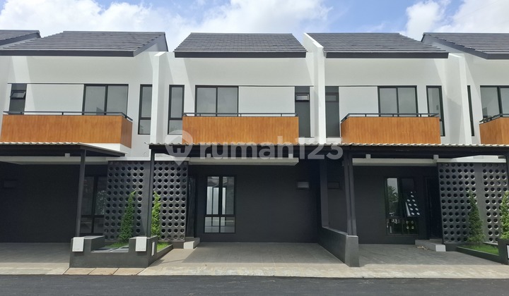 Rumah 2 Lantai Siap Huni Bekasi Timur Dekat Stasiun, Tol dan LRT 2