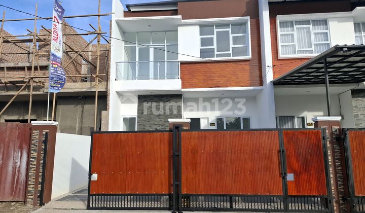 Rumah Besar Luas Tanah 140 M² Harga Murah Dekat Tol Bekasi Timur 1