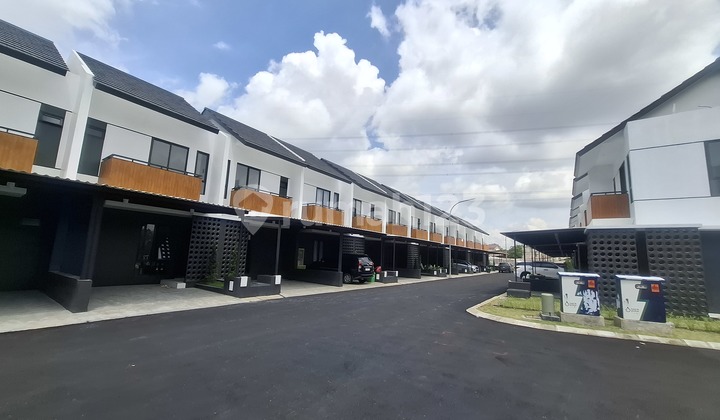 Ready Stock Siap Huni Jalan Utama Bekasi Timur Dekat Tol Stasiun