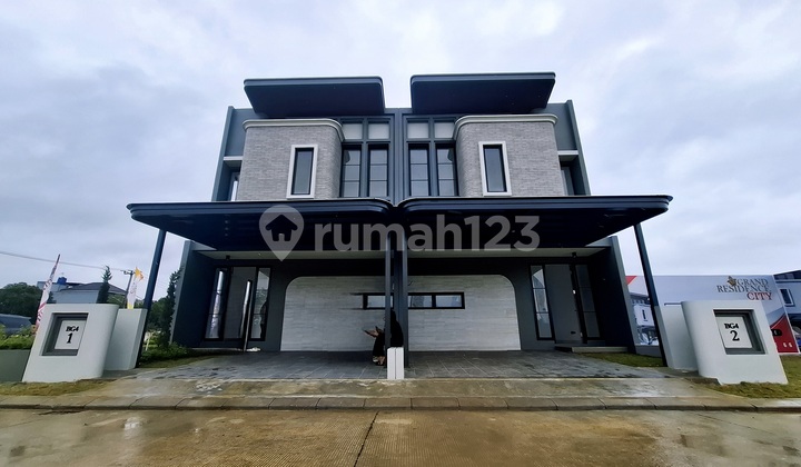 10 Million Own a Classic Modern 2-Storey House in a Strategic Location