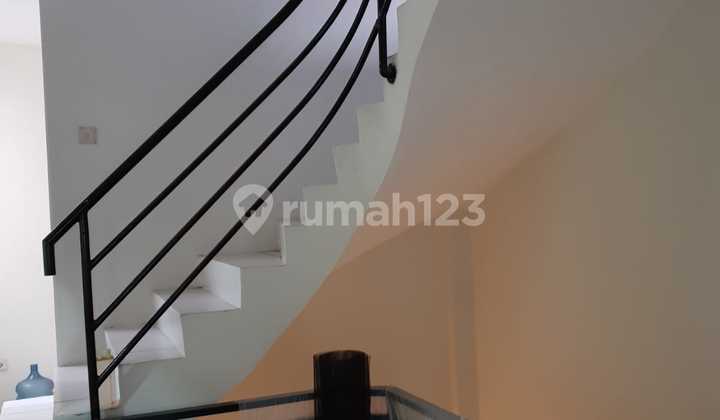 DiSewakan Ruko Panglima Polim Raya Jaksel 5x17 type3,5Lt/alf12.25 DiSewakan Ruko Panglima Polim Raya Jaksel 5x17 type3,5Lt/alf12.25