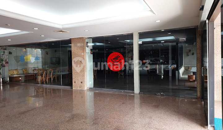 For Rent Building in Mampang Prapatan, South Jakarta // 09:25 For Rent Building in Mampang Prapatan, South Jakarta // 09:25