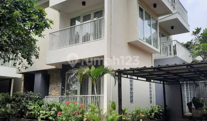 For Rent 5Rumah Dalam 1Komplek diMega Kuningan LT2000 Ada 3 type 06.25