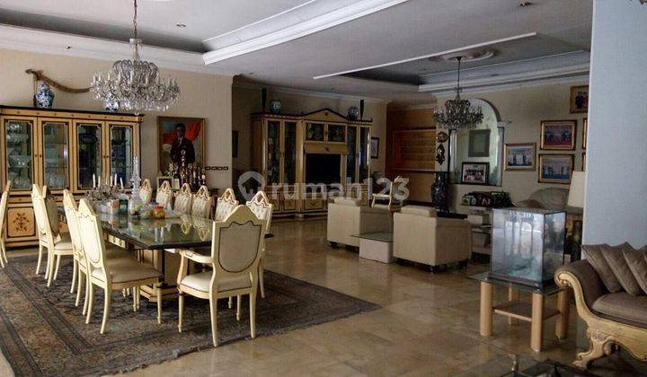 Rumah Mewah di Menteng Luas 948m2 5 Kamar Tidur 105m 10.23 2