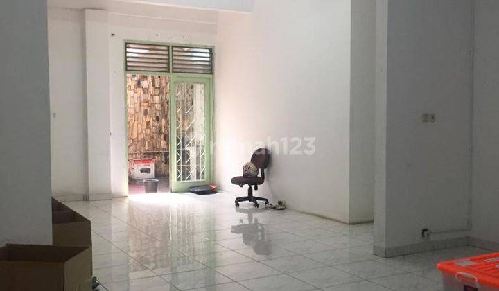Rumah 2 Lantai Daerah Cikini Bagus 5kamar Tidur 6 Kmar Mandi Bagus 11