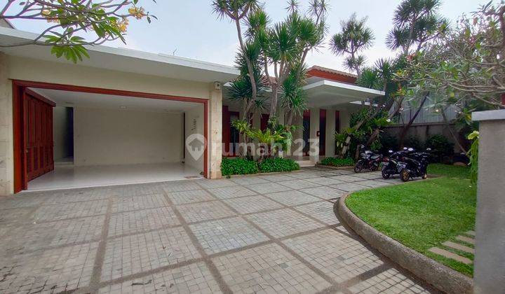 Menteng House For Rent Type 5 Bedroom Bagus Lokasi Strategis 13