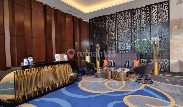 Apartement Art Deco Luxury Apartment Ciumbuleuit 3 BR Semi Furnished Bagus 1