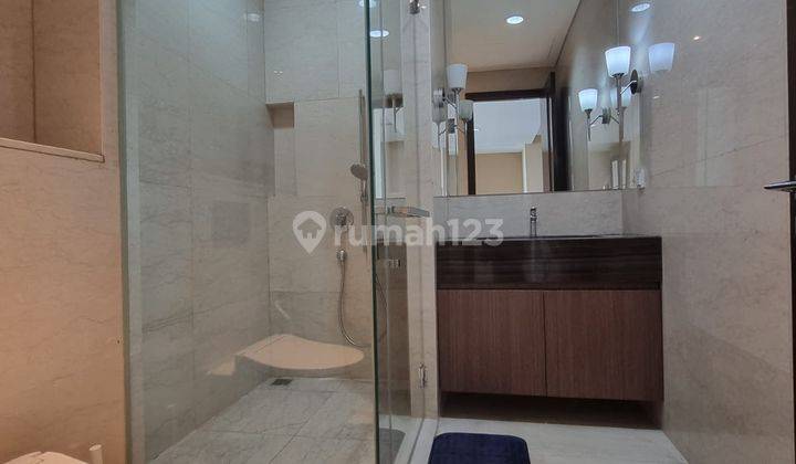 Apartement Art Deco Luxury Apartment Ciumbuleuit 3 BR Semi Furnished Bagus 13