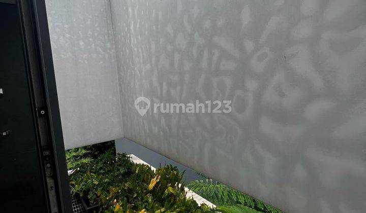 Nice Rumah 3 Lantai Bagus Semi Furnished HS di Ampera, Jakarta Selatan 4
