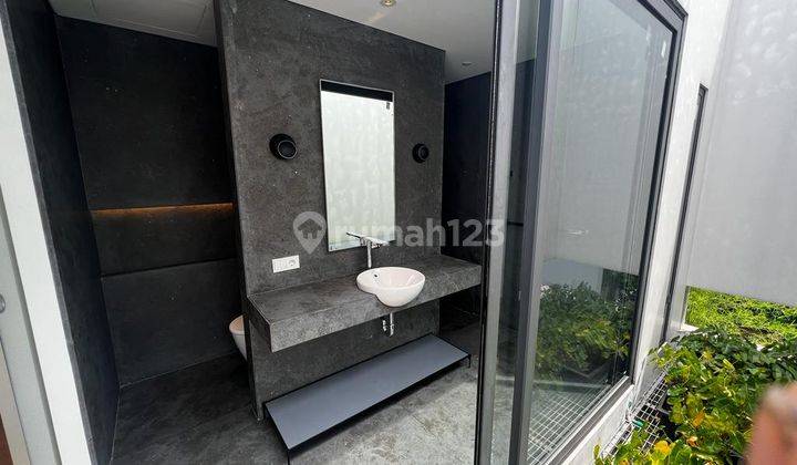 Nice Rumah 3 Lantai Bagus Semi Furnished HS di Ampera, Jakarta Selatan 26