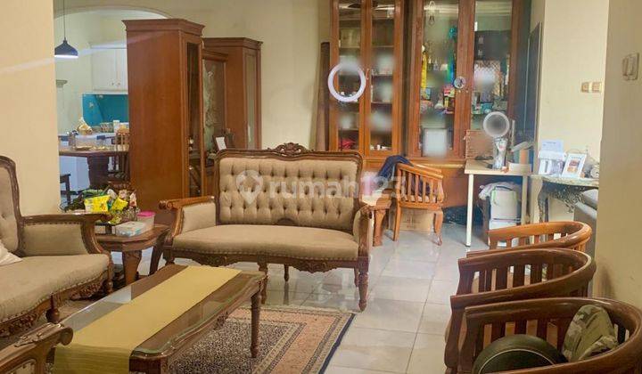 Nice Rumah 2 Lantai Big Garden Bagus Semi Furnished SHM di Kampung Rambutan, Jakarta Timur 7
