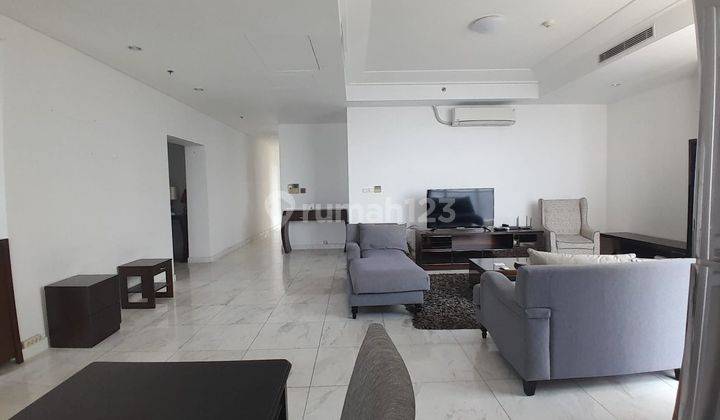 Dijual The Peak Sudirman Unfurnished 3 BR 46a Lb233 08.2023 2