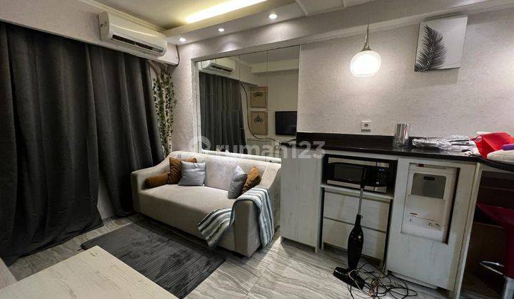 ruang keluarga homey interior gateway pesanggrahan furnished