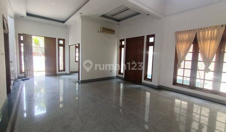 Rumah 2 Lt Unfurnished Bagus Di Gudang Peluru Area Tenang 09.2023 1