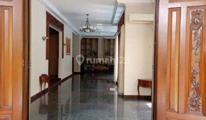 Rumah 2,5 Lt Furnished Di Senopati Kby Baru Hdp Tenggara 11.2023 2