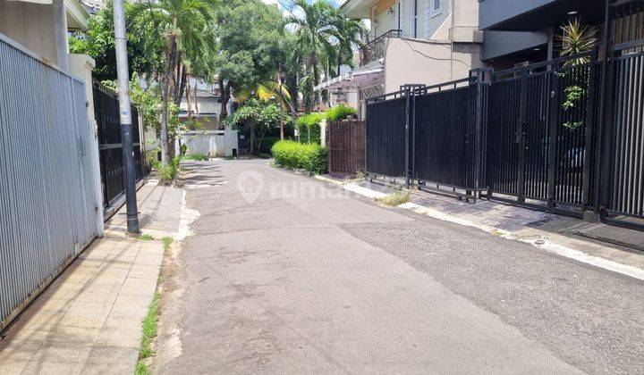 Rumah 2 Lantai Di Pondok Indah L120m2 Kt 3+1 01.2024 2